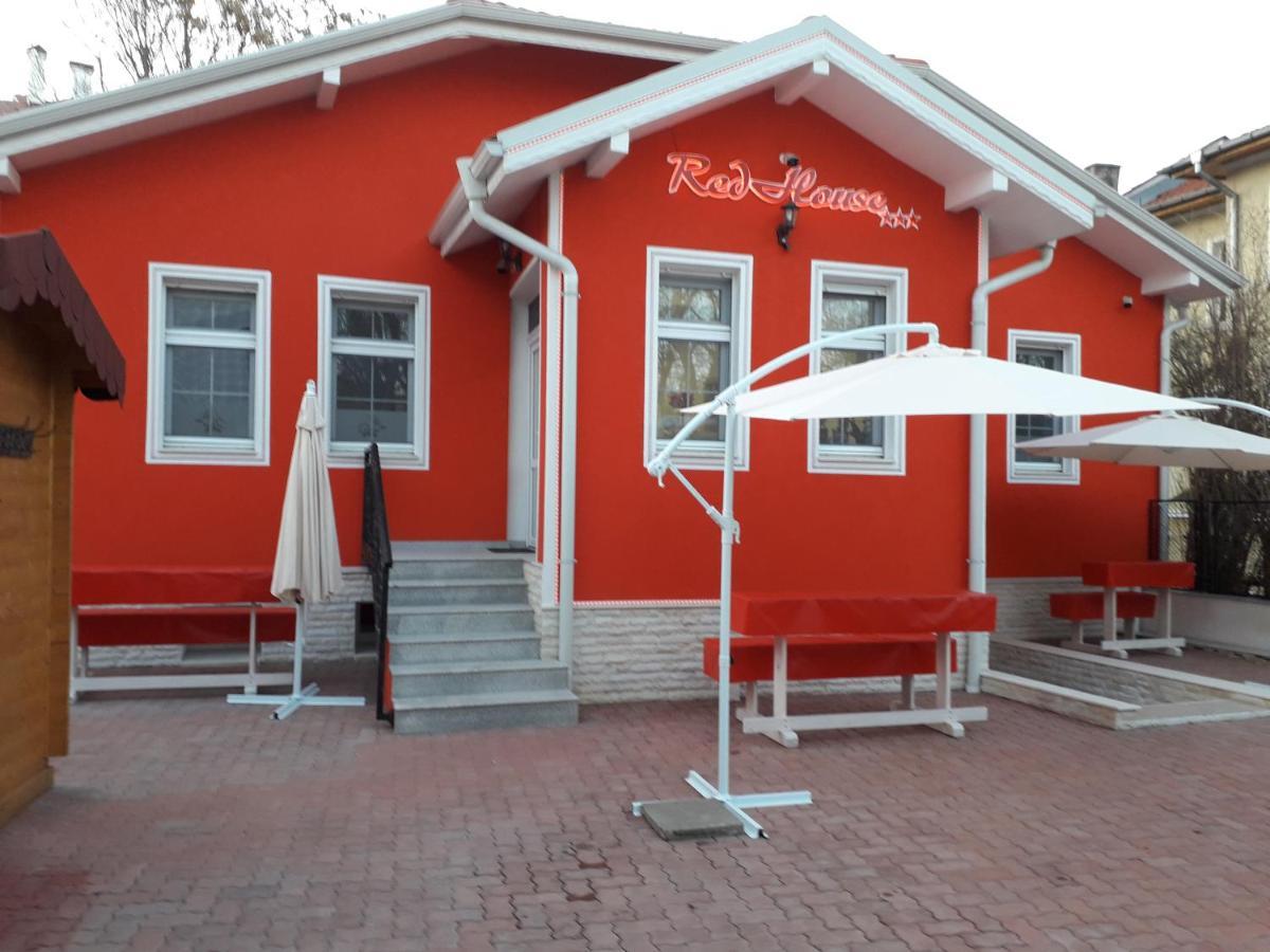 Отель Red House Кюстендил Экстерьер фото